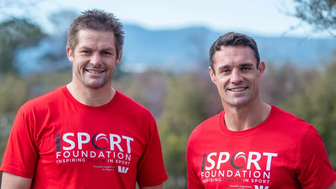 iSPORT Richie and Dan reszied