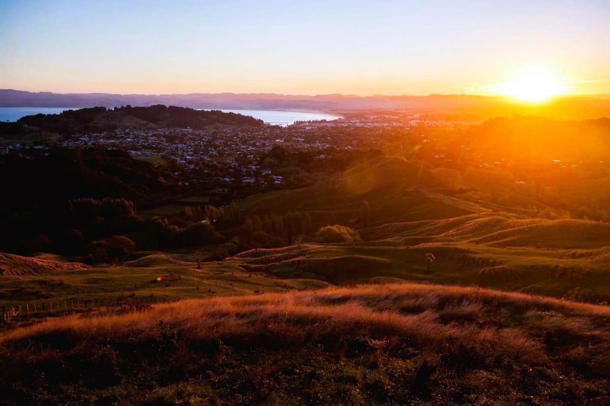 i9RuAz c lowresvivid